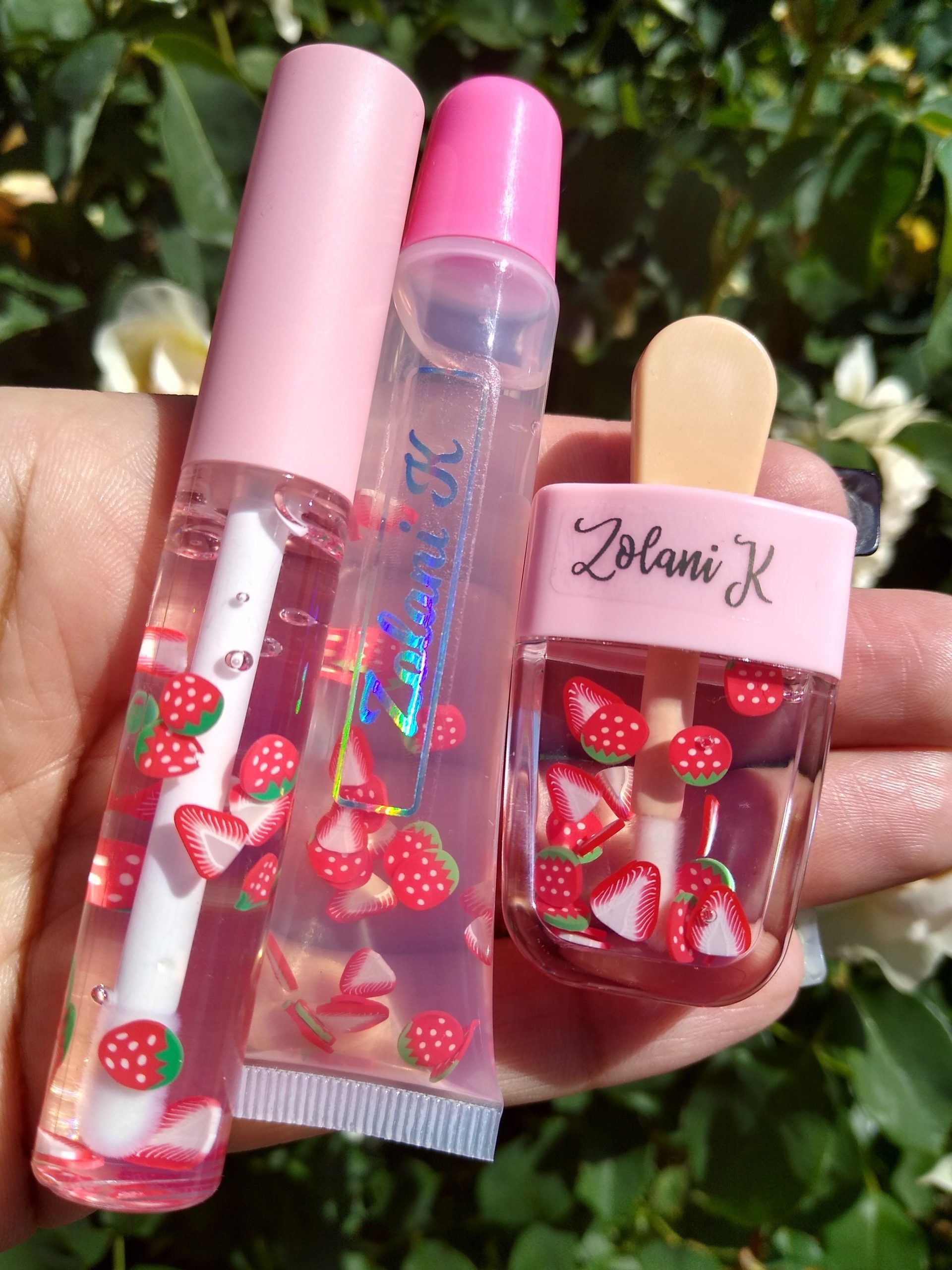 Lip Gloss Unik: Rahasia Bibir Berkilau dari Alam Liar yang Tak Terduga